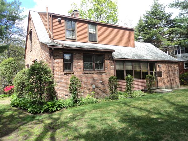 203 Atwater Road Springfield, MA 01107 - Photo 17 of 20 Gallery Image 17