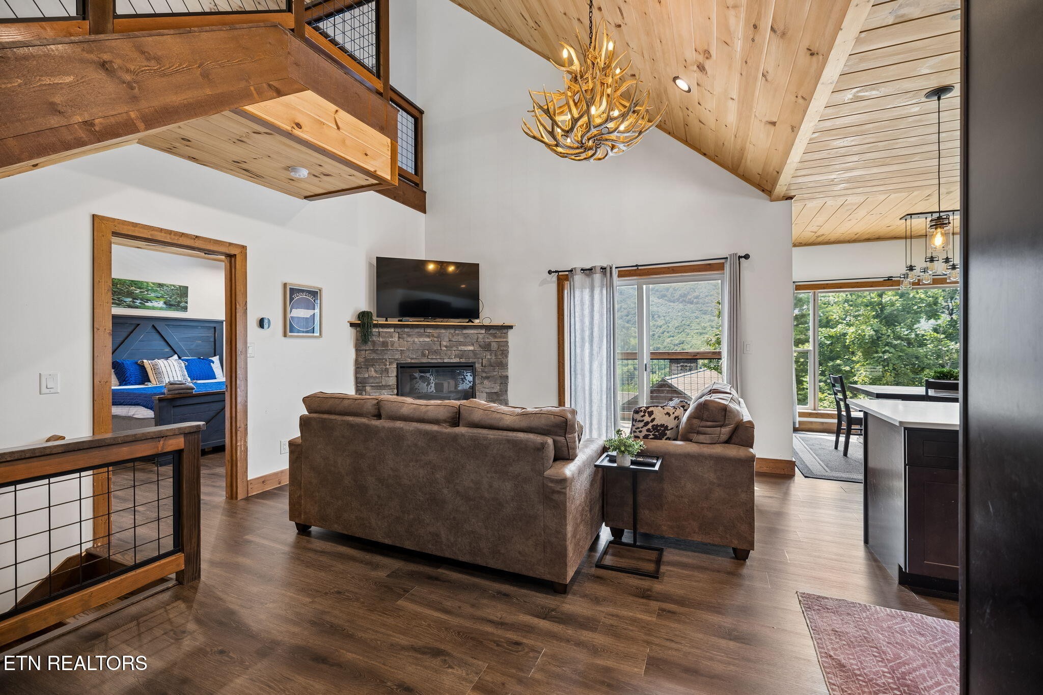 4228 Wears Valley Road, Unit 141 Sevierville, TN 37862 - Photo 4 of 50 Gallery Image 4