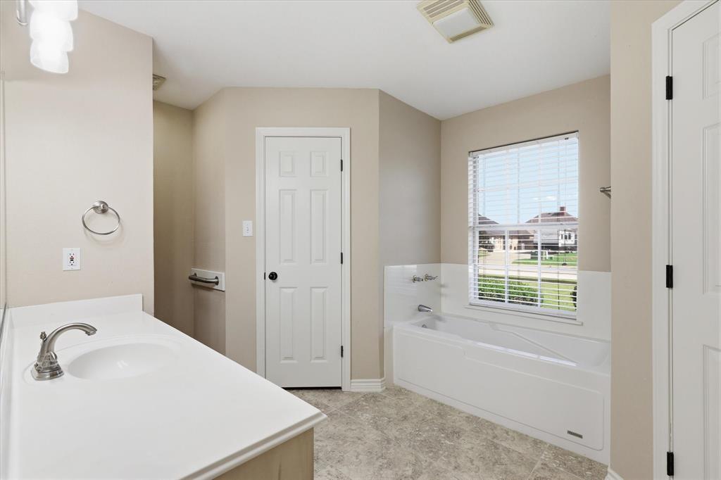 605 Maple Drive Pilot Point, TX 76258 - Photo 26 of 38