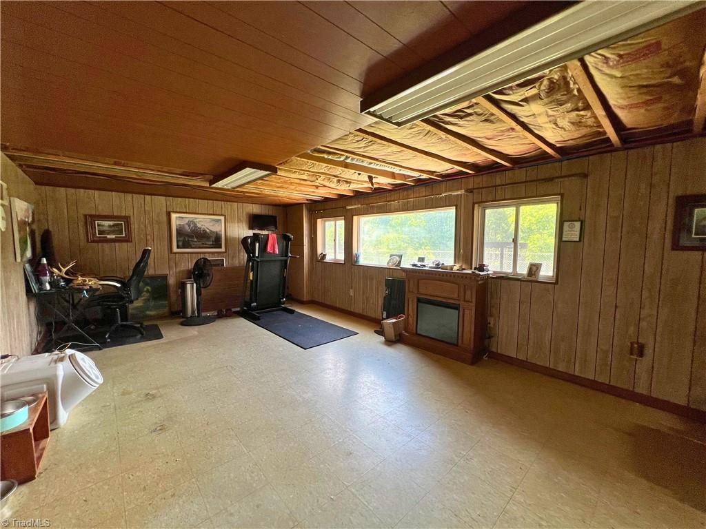 1458 Cartpath Road North Wilkesboro, NC 28659 - Photo 19 of 28