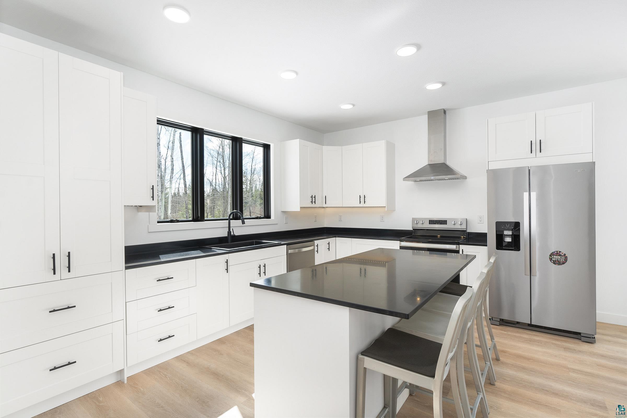 2465 Lismore Road Duluth, MN 55804 - Photo 7 of 49 Kitchen
