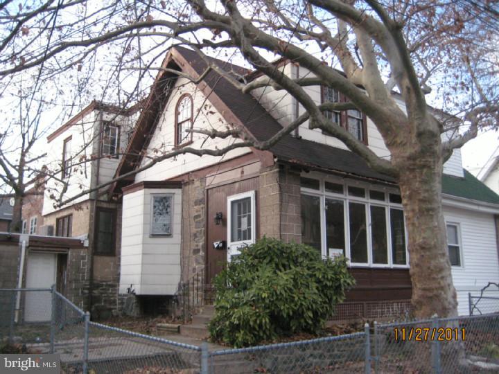 142 Ashby Road Upper Darby, PA 19082 - Photo 1 of 13