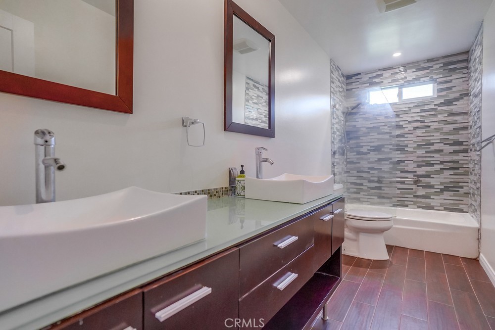 20643 Romar Street Chatsworth, CA 91311 - Photo 20 of 27