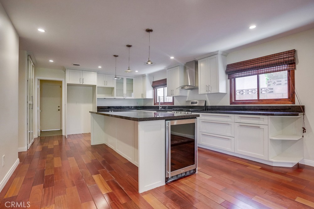 20643 Romar Street Chatsworth, CA 91311 - Photo 7 of 27