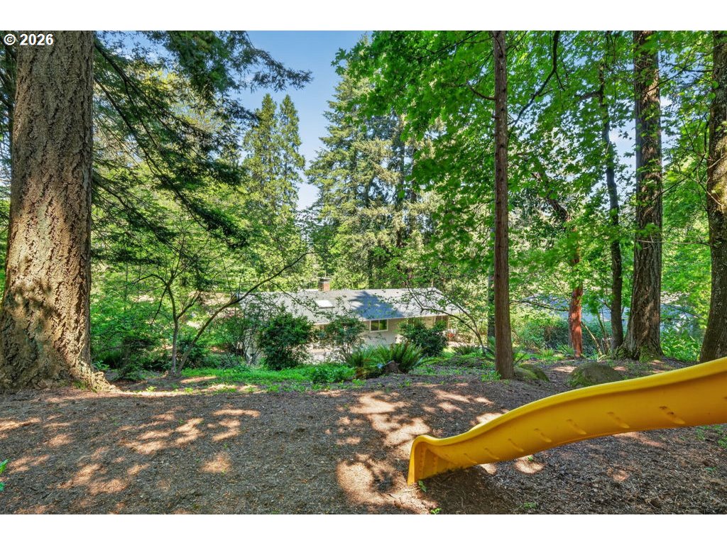 2584 Park Road Lake Oswego, OR 97034 - Photo 39 of 47 Gallery Image 39