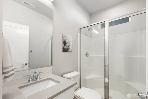 $989,000 | 9836 6th Avenue Southwest, Seattle, WA 98106