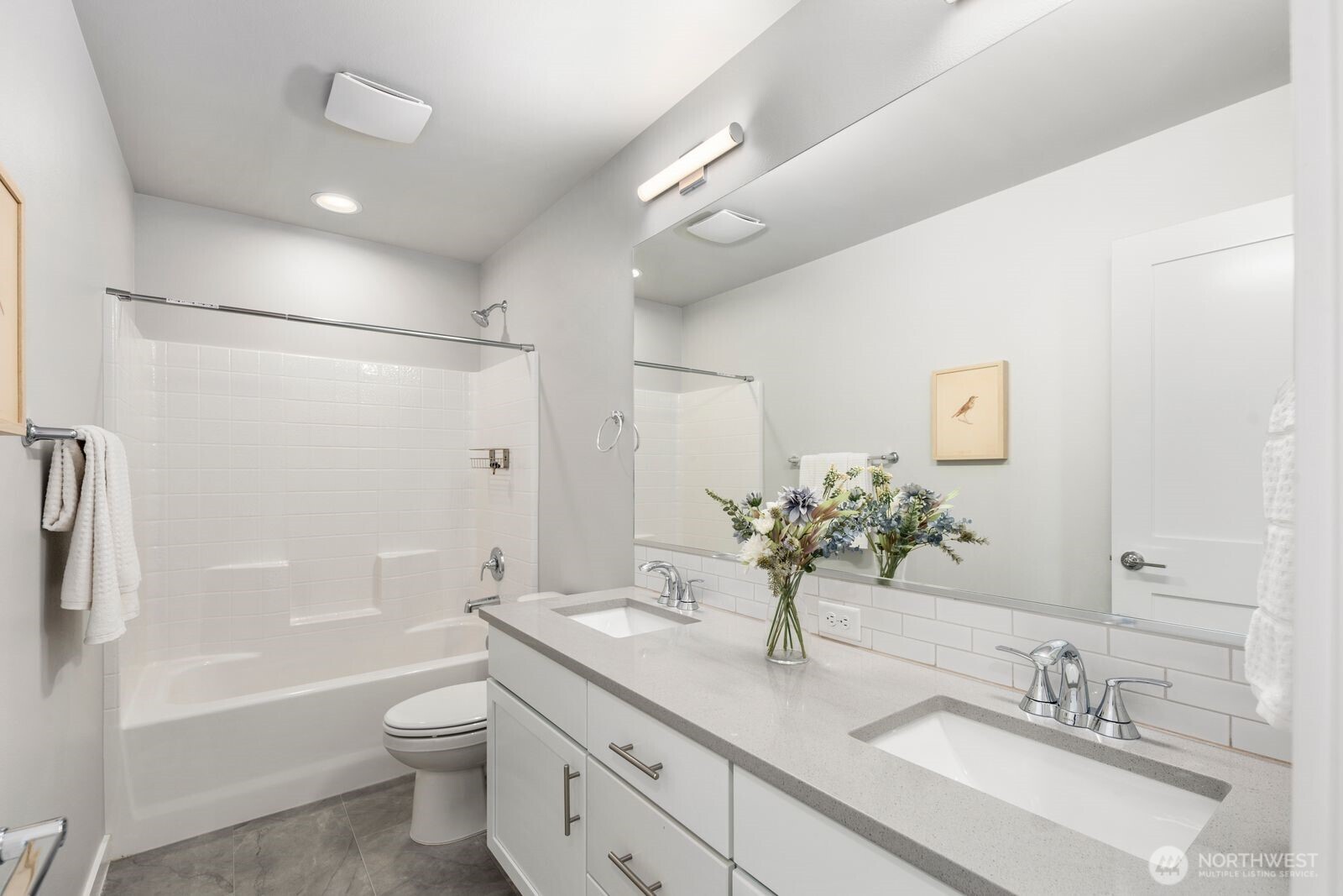 9836 6th Avenue Southwest Seattle, WA 98106 - Photo 23 of 36