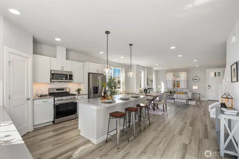 $989,000 | 9836 6th Avenue Southwest, Seattle, WA 98106