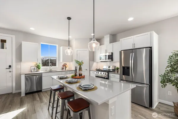 $989,000 | 9836 6th Avenue Southwest, Seattle, WA 98106