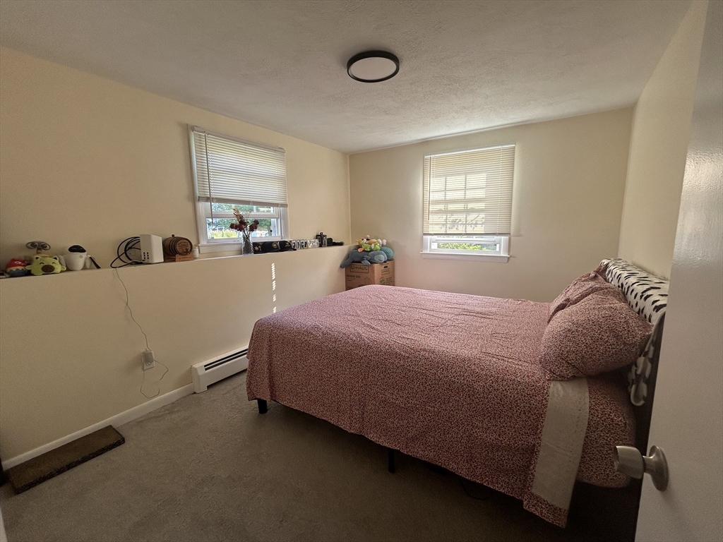387 Mendon Road Attleboro, MA 02703 - Photo 6 of 18 Gallery Image 6