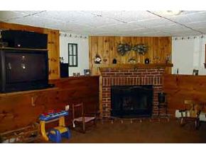 4 Randy Lane Raymond, NH 03077 - Photo 2 of 3