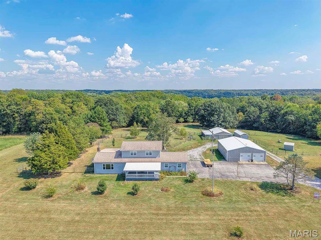370 Hall Lane Sorento, IL 62086 - Photo 1 of 45 Gallery Image 1
