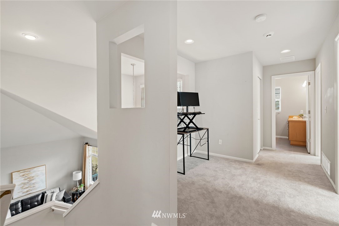17628 32nd Avenue Southeast Bothell, WA 98012 - Photo 17 of 31 Gallery Image 17