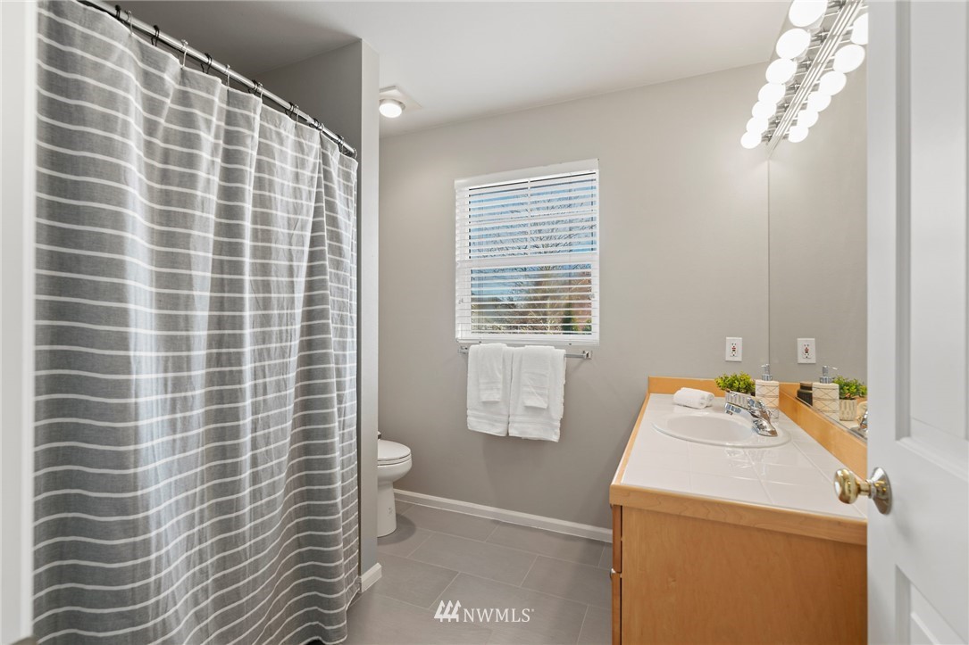 17628 32nd Avenue Southeast Bothell, WA 98012 - Photo 26 of 31 Gallery Image 26