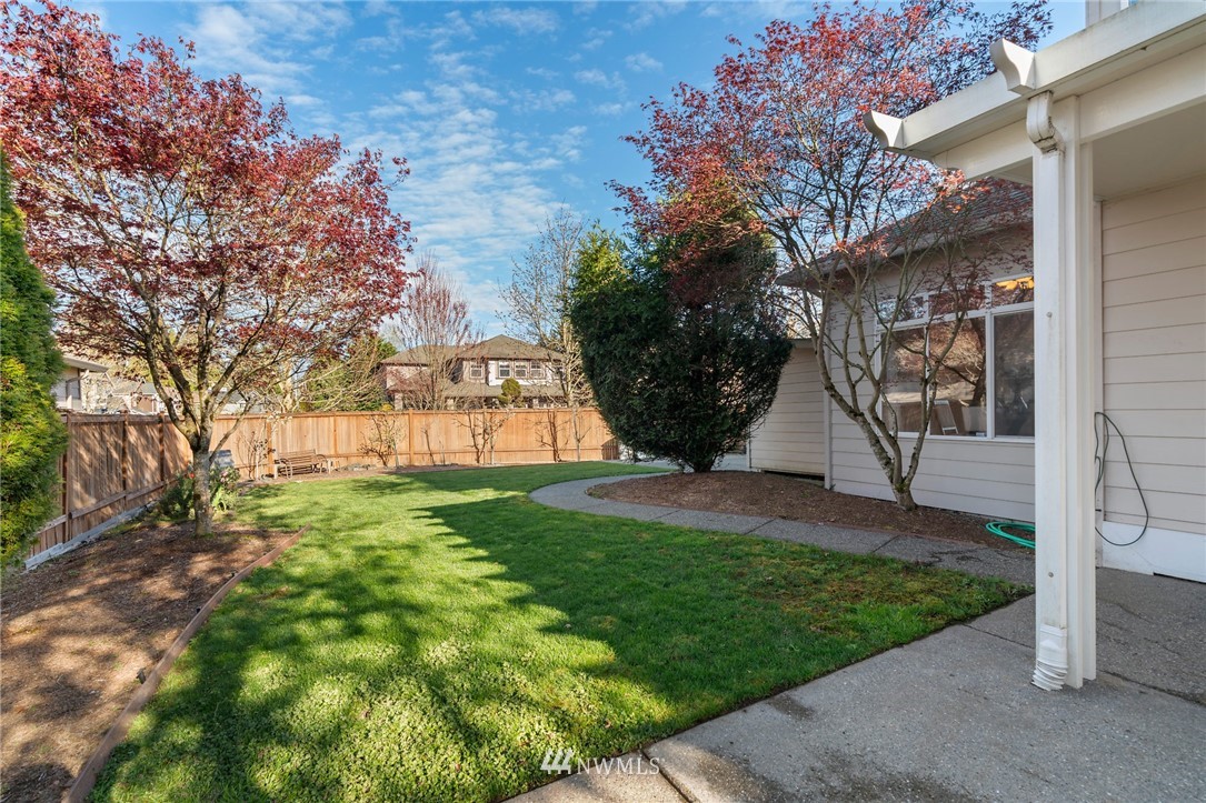 17628 32nd Avenue Southeast Bothell, WA 98012 - Photo 28 of 31 Gallery Image 28