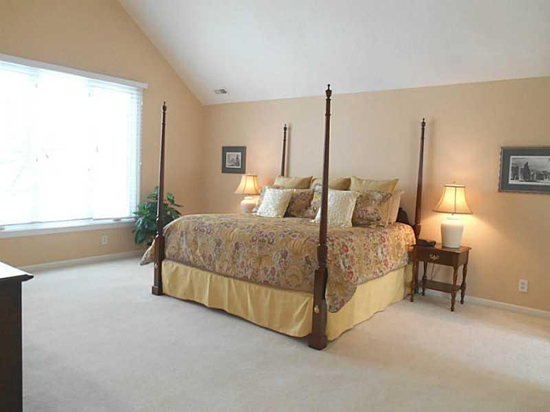3271 Smokey Ridge Circle Carmel, IN 46033 - Photo 15 of 24 Gallery Image 15