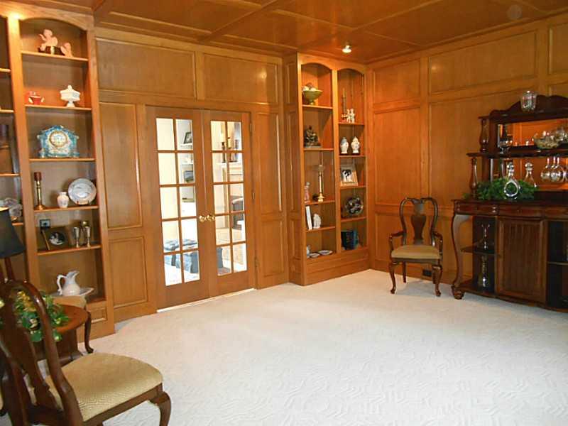 3271 Smokey Ridge Circle Carmel, IN 46033 - Photo 5 of 24 Gallery Image 5