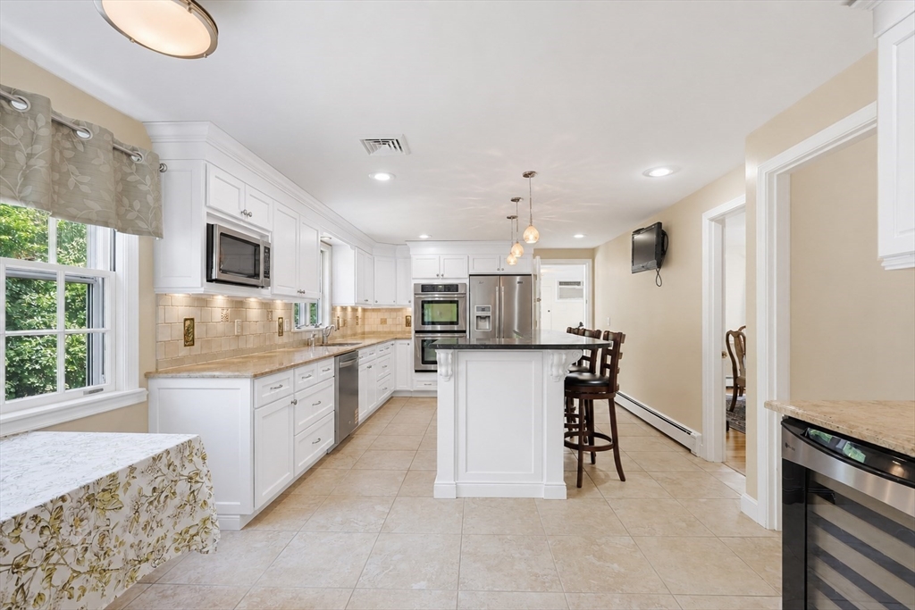 19 Belmont Road Wakefield, MA 01880 - Photo 16 of 42