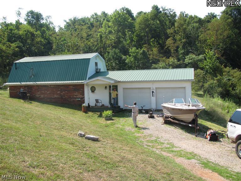 2909 Braun Road Belpre, OH 45714 - Photo 3 of 5 Gallery Image 3