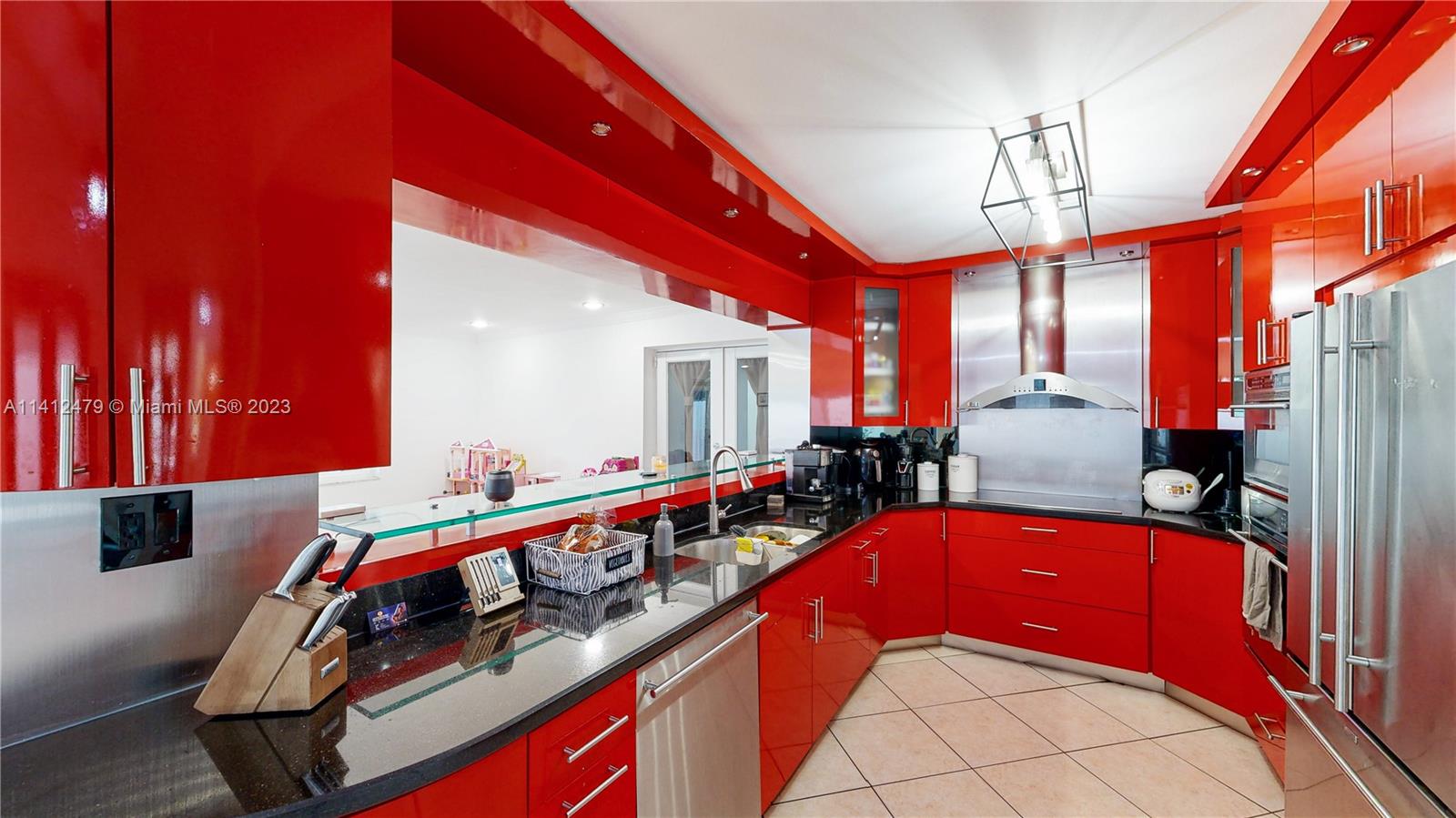 13821 Southwest 14th Street Miami, FL 33184 - Photo 13 of 58