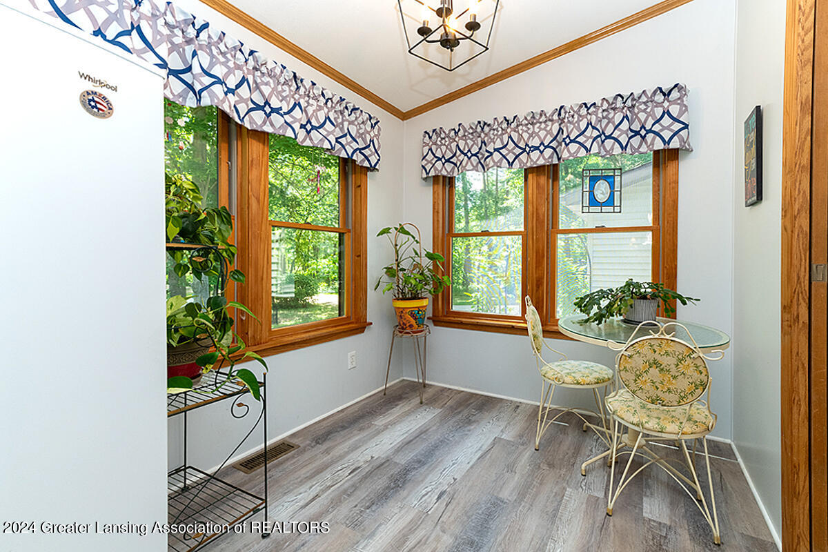 12400 Upton Road Bath, MI 48808 - Photo 9 of 28 09