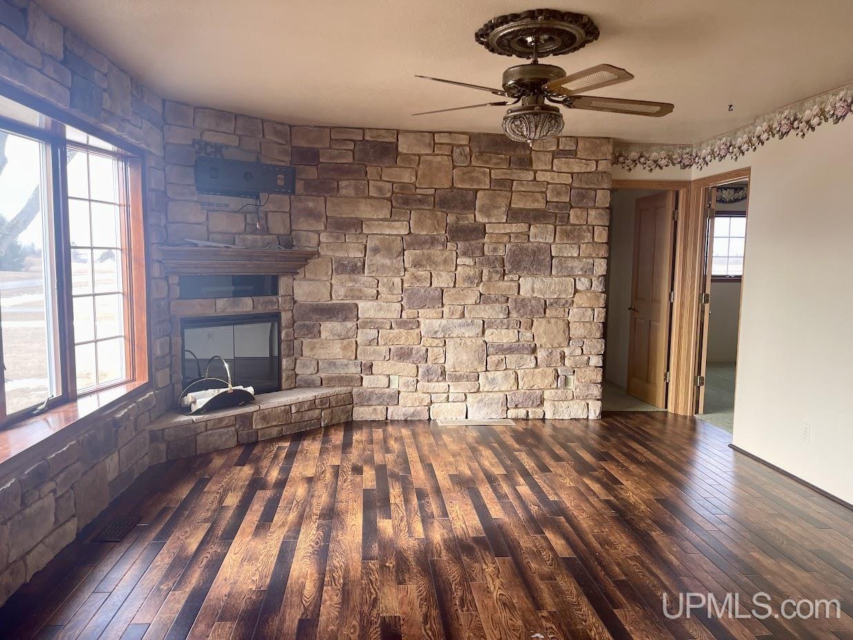 3092 18th Road Escanaba, MI 49829 - Photo 20 of 39