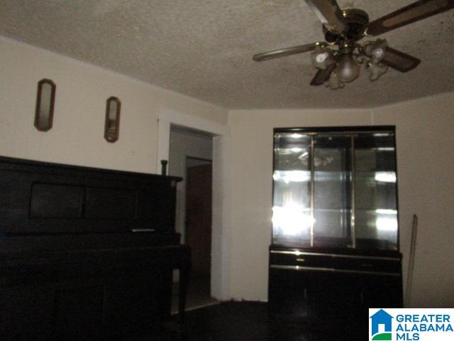 124 58th Street Fairfield, AL 35064 - Photo 4 of 10