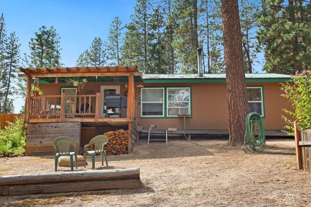 $499,000 | 10 Cricket Road, Garden Valley, ID 83622