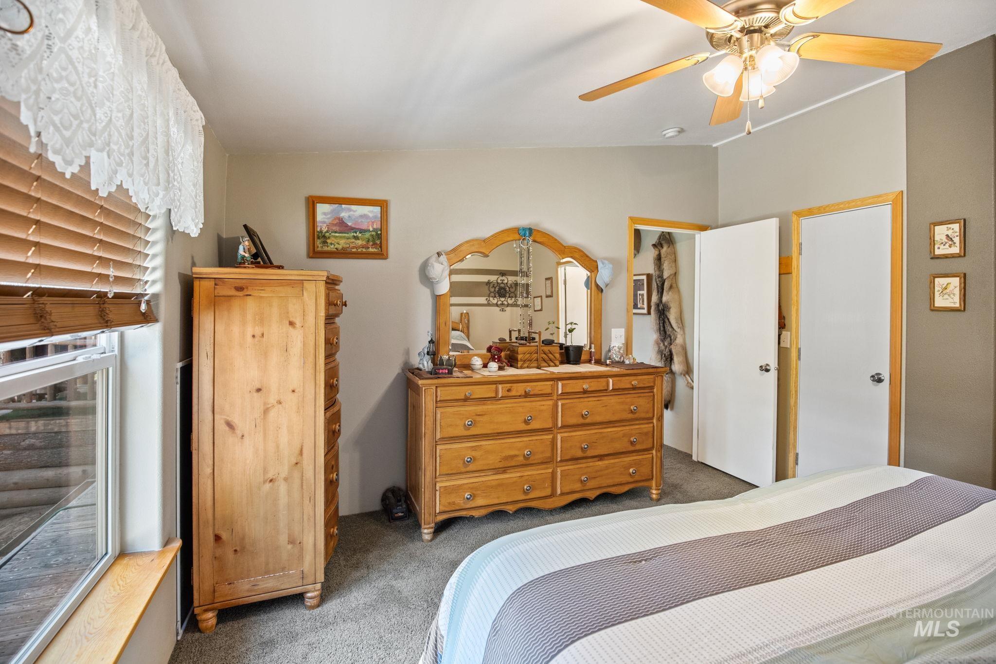 10 Cricket Road Garden Valley, ID 83622 - Photo 37 of 50 Carpeted bedroom with ceiling fan