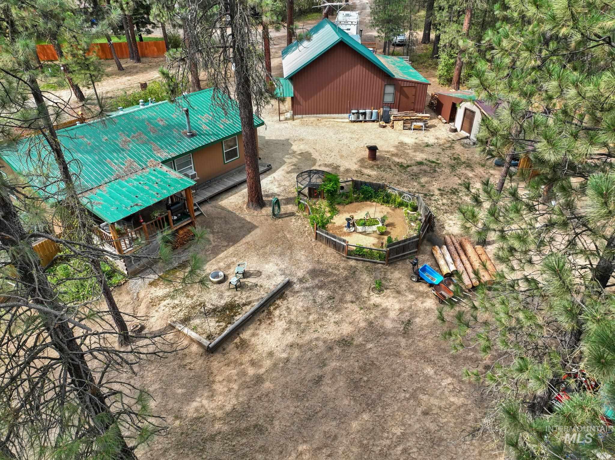 10 Cricket Road Garden Valley, ID 83622 - Photo 6 of 50 Aerial view of property and surrounding area
