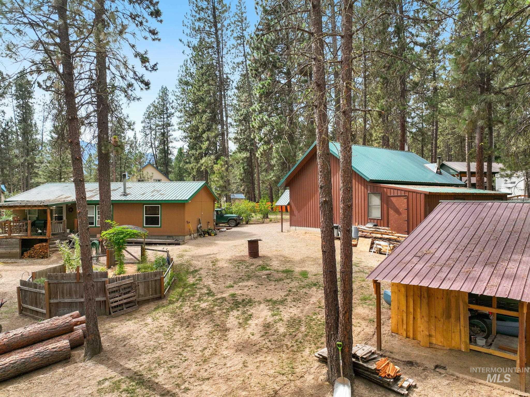10 Cricket Road Garden Valley, ID 83622 - Photo 7 of 50 View of yard