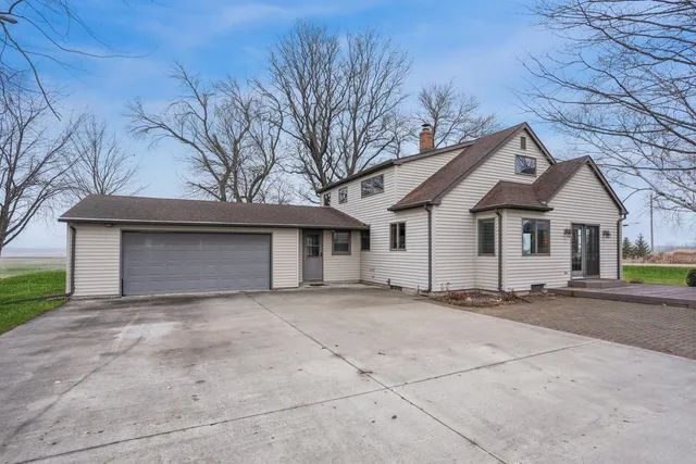 $374,900 | W3431 County Rd KK, Kaukauna, WI 54130