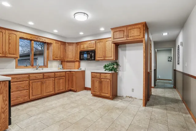 $389,900 | W3431 County Rd KK, Kaukauna, WI 54130