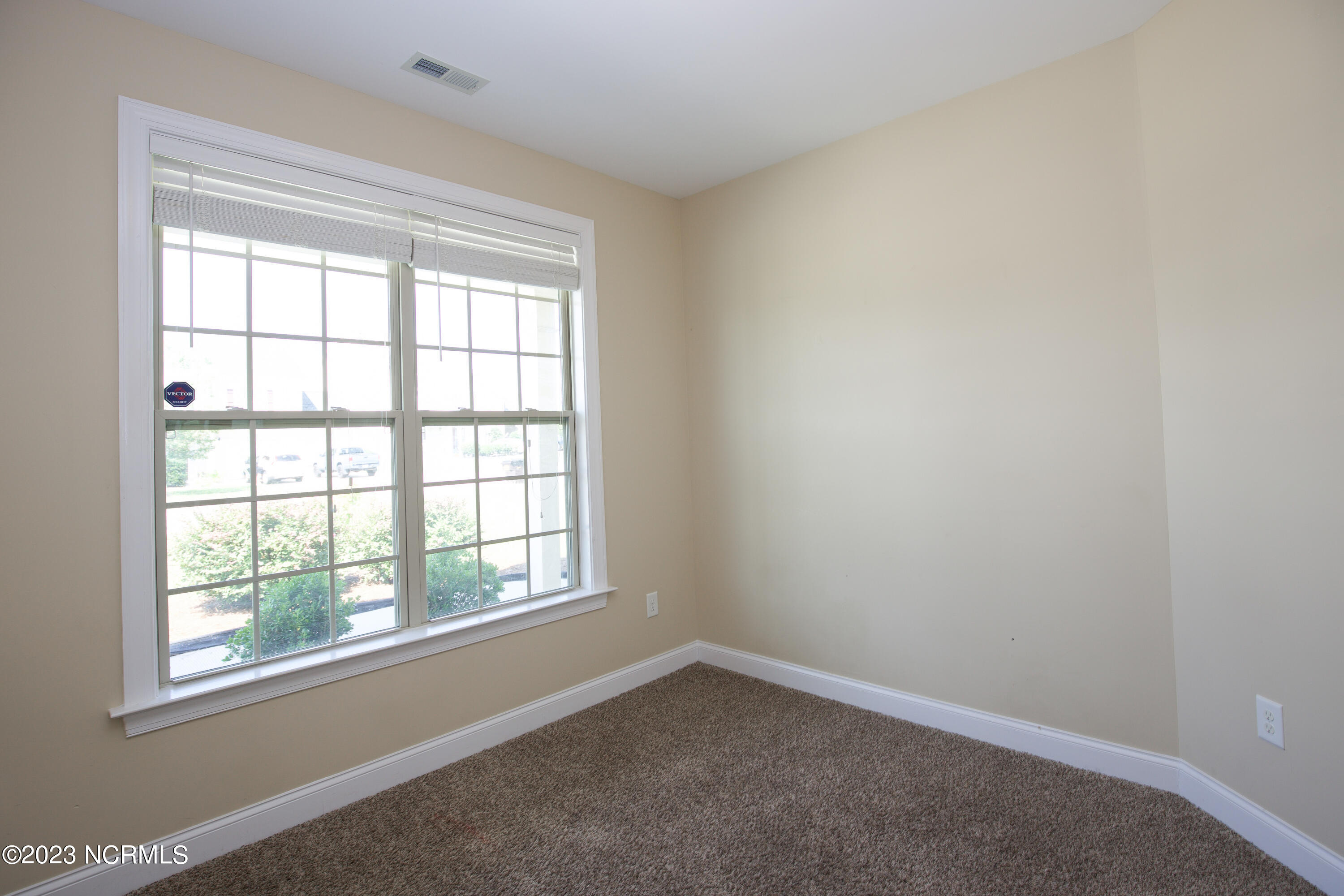 321 Colonist Place Cameron, NC 28326 - Photo 11 of 63 321 Colonist Pl-13