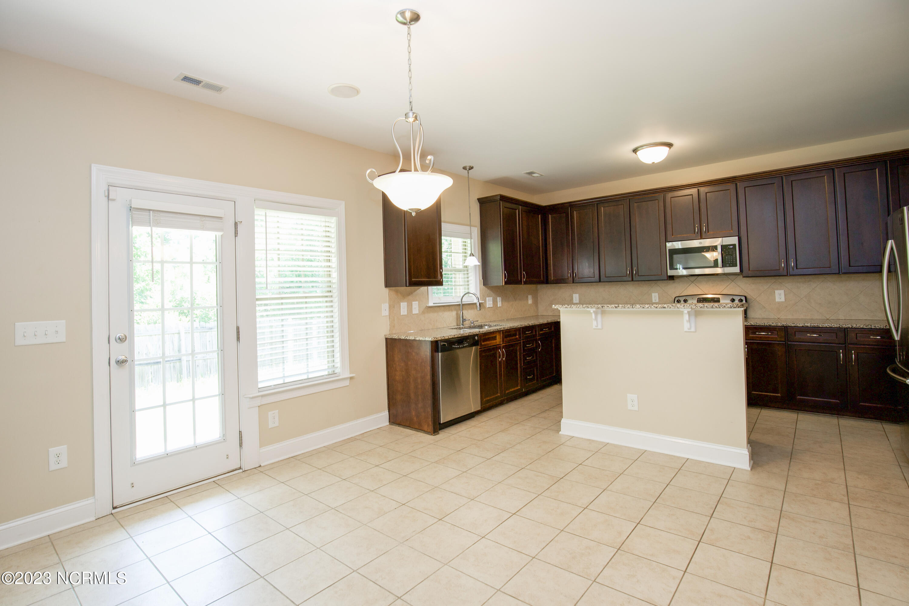 321 Colonist Place Cameron, NC 28326 - Photo 18 of 63 321 Colonist Pl-22