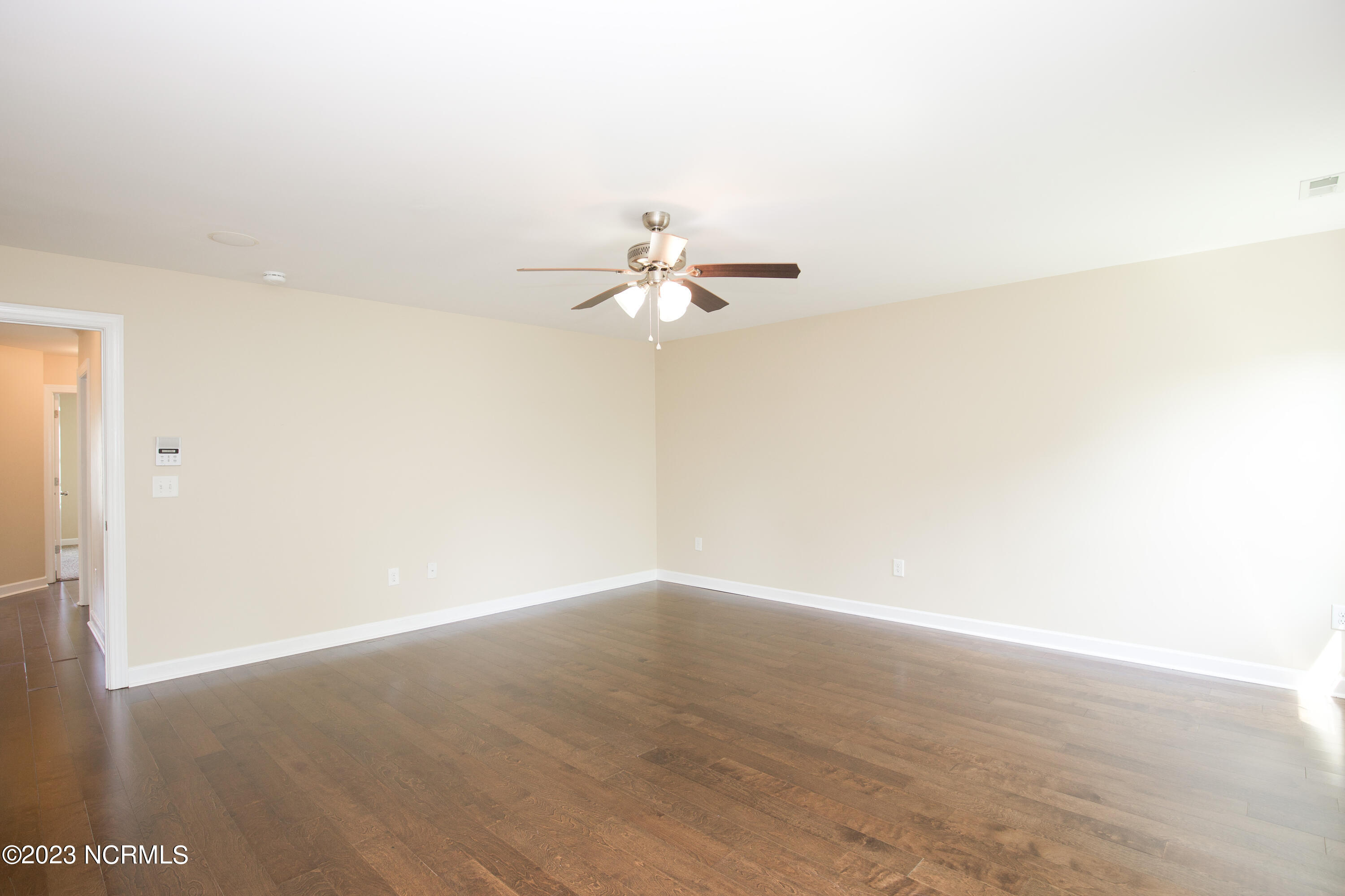 321 Colonist Place Cameron, NC 28326 - Photo 32 of 63 321 Colonist Pl-43