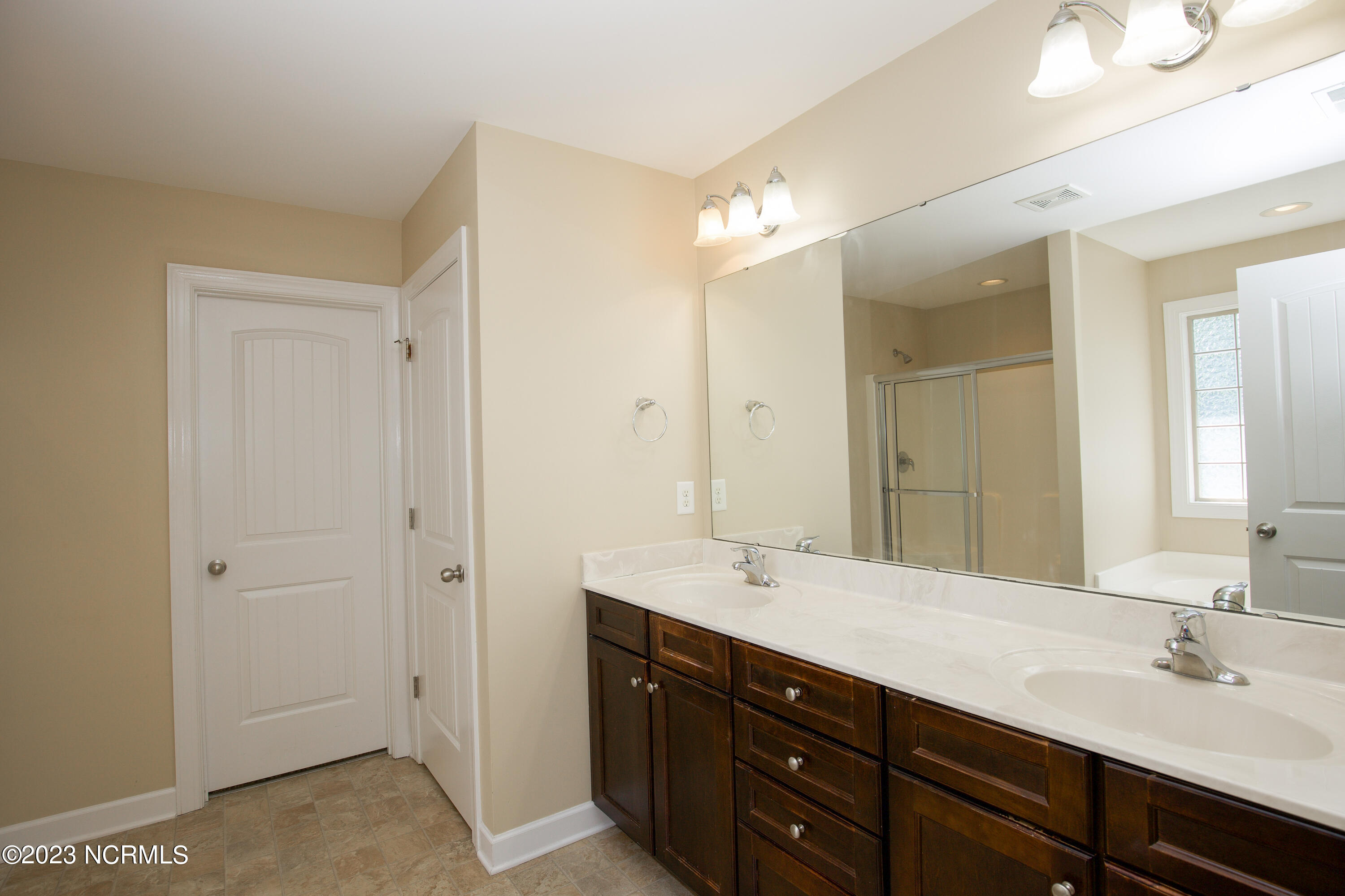 321 Colonist Place Cameron, NC 28326 - Photo 33 of 63 321 Colonist Pl-44