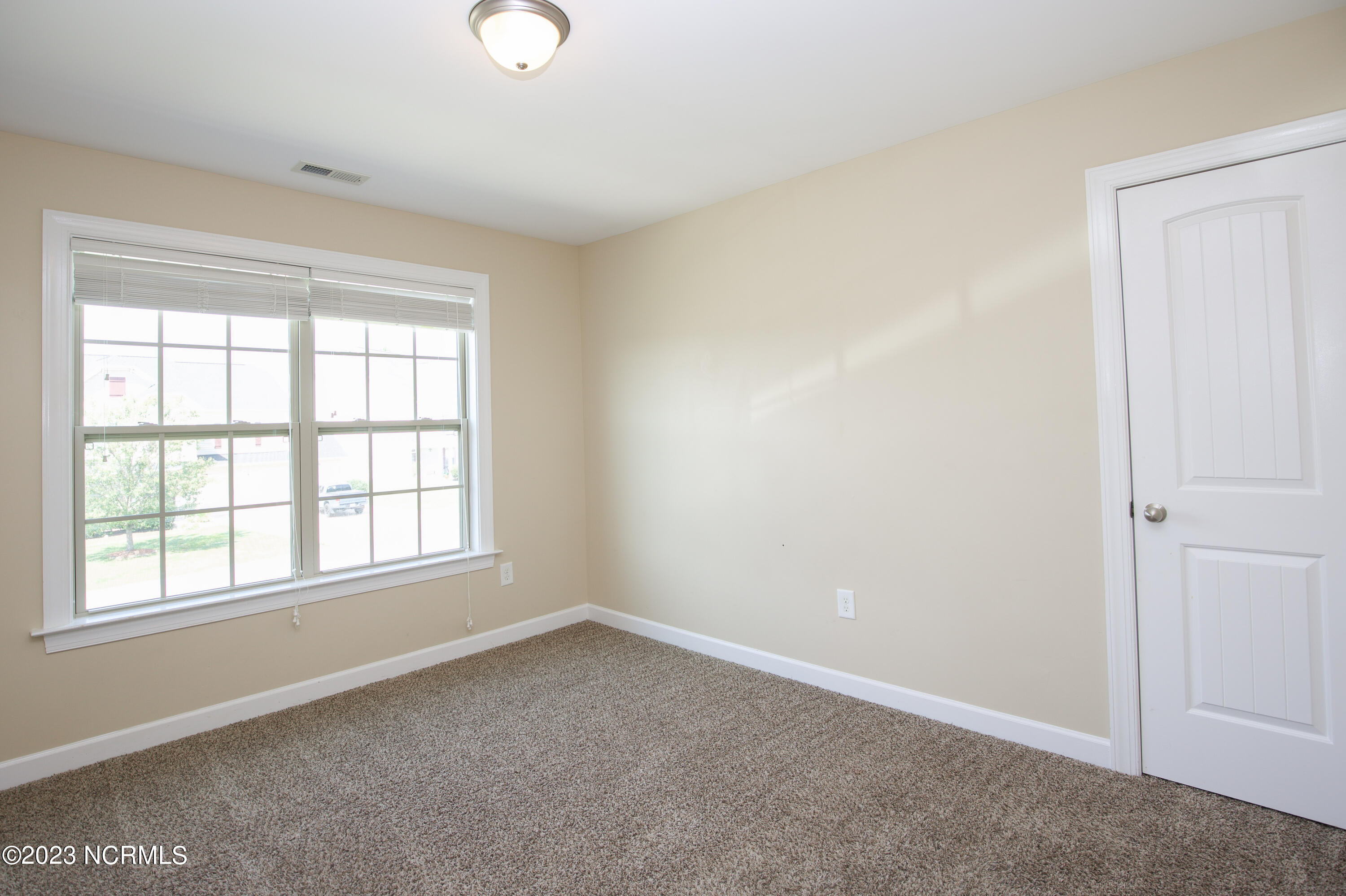 321 Colonist Place Cameron, NC 28326 - Photo 39 of 63 321 Colonist Pl-52