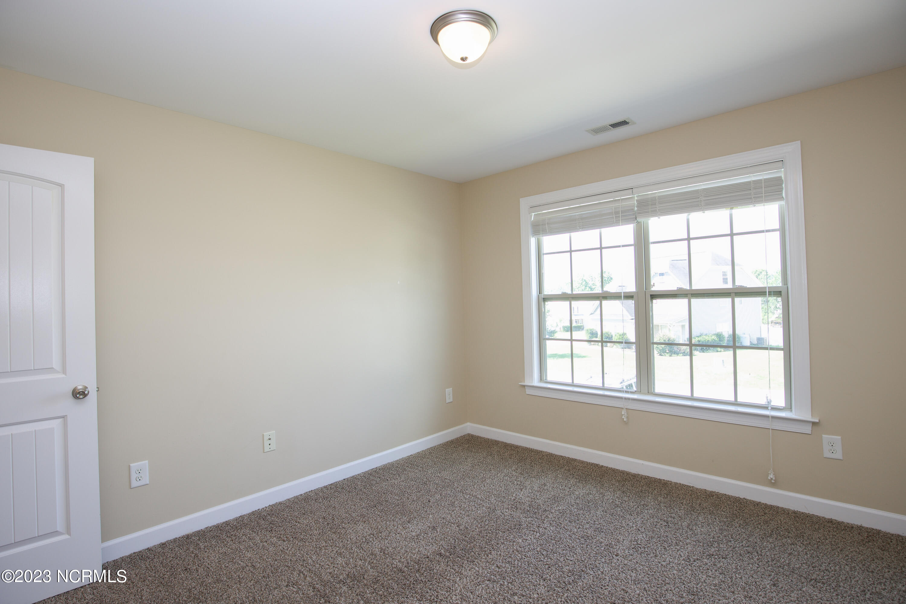 321 Colonist Place Cameron, NC 28326 - Photo 40 of 63 321 Colonist Pl-53