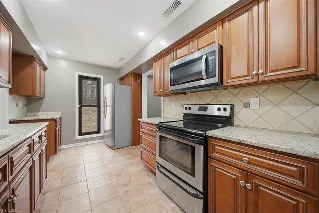 $320,000 | 7177 Mantlewood Lane, Kernersville, NC 27284