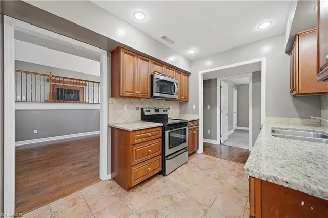 $320,000 | 7177 Mantlewood Lane, Kernersville, NC 27284