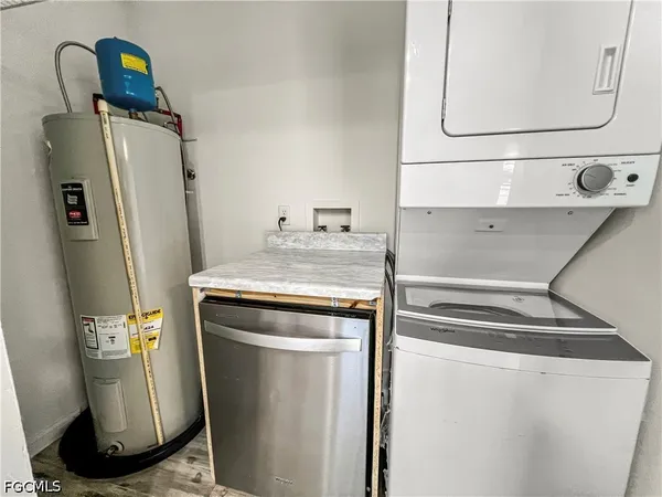 $1,649 | 18660 Miami Boulevard, Fort Myers, FL 33967