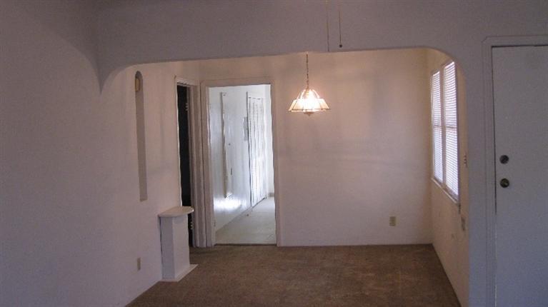 542 South Reed Avenue Reedley, CA 93654 - Photo 5 of 10
