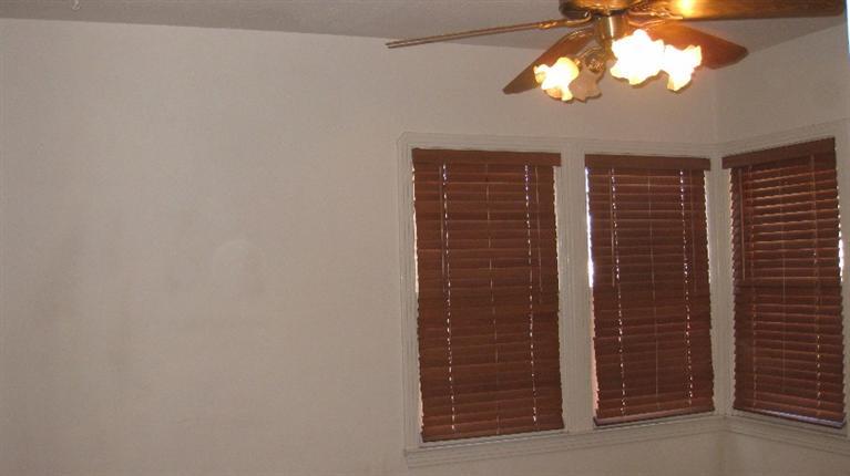 542 South Reed Avenue Reedley, CA 93654 - Photo 6 of 10