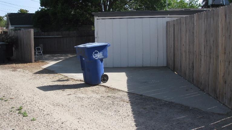 542 South Reed Avenue Reedley, CA 93654 - Photo 9 of 10