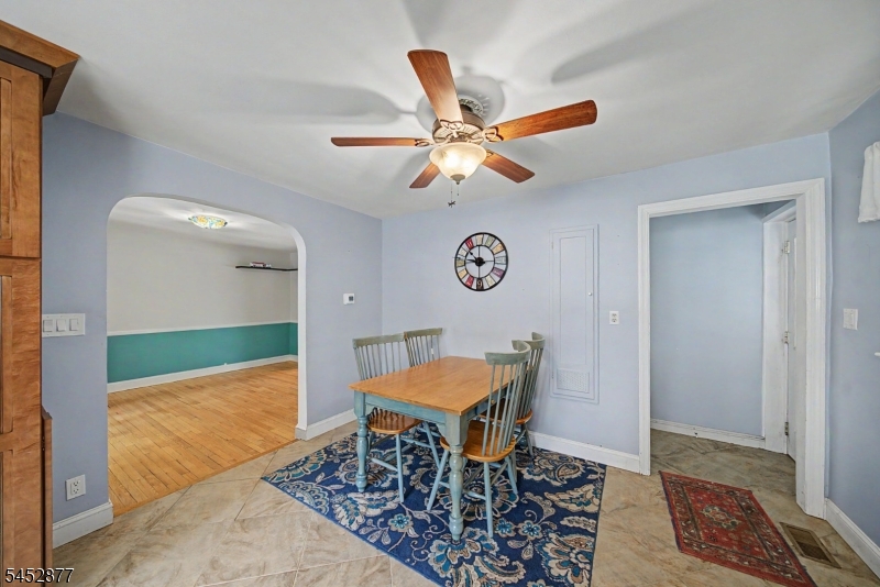 409 Ridge Road Dayton, NJ 08810 - Photo 29 of 36 Gallery Image 29