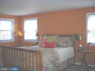 570 Gulph Road Wayne, PA 19087 - Photo 3 of 6