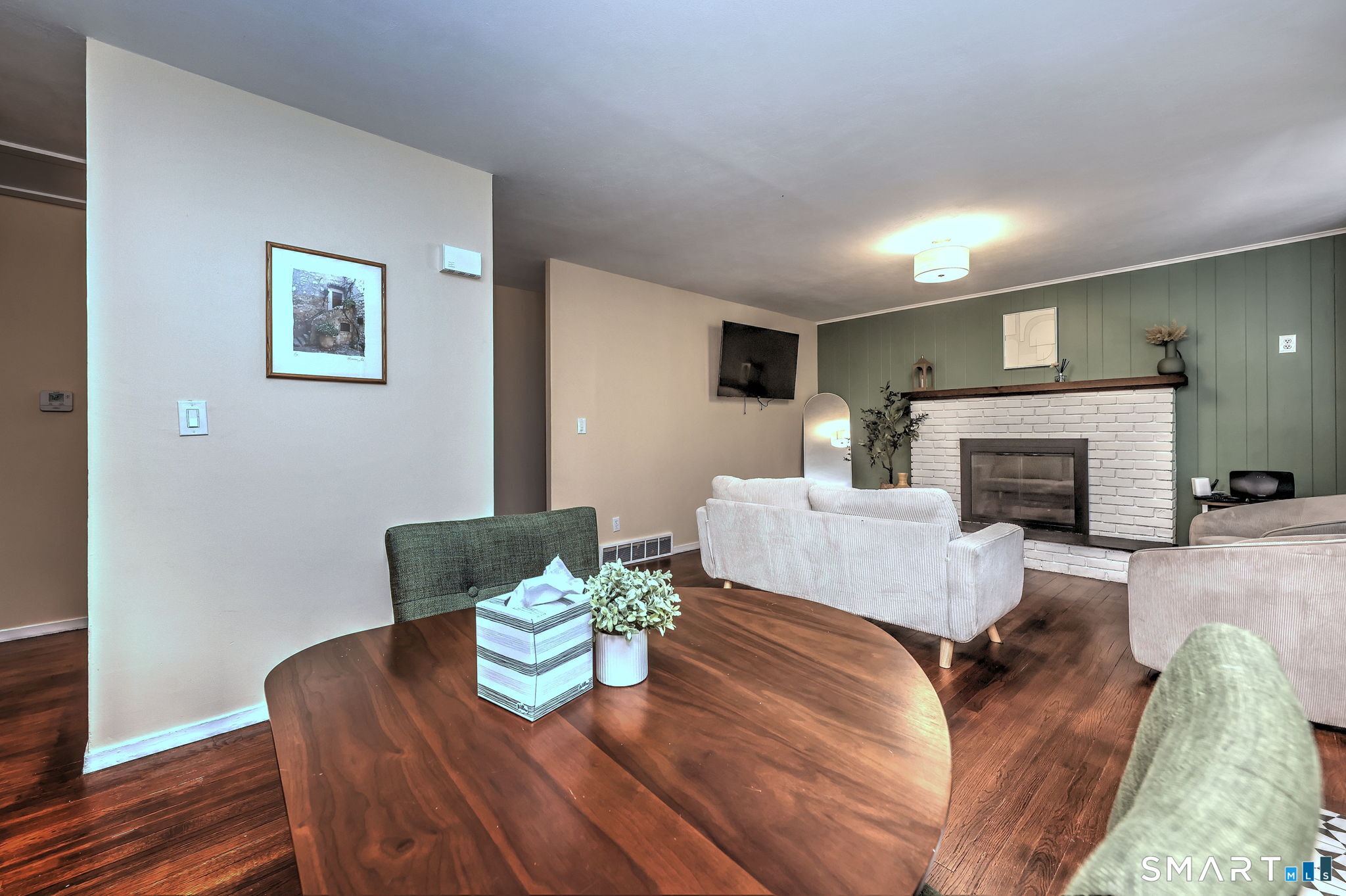 69 Bassett Road North Haven, CT 06473 - Photo 9 of 37