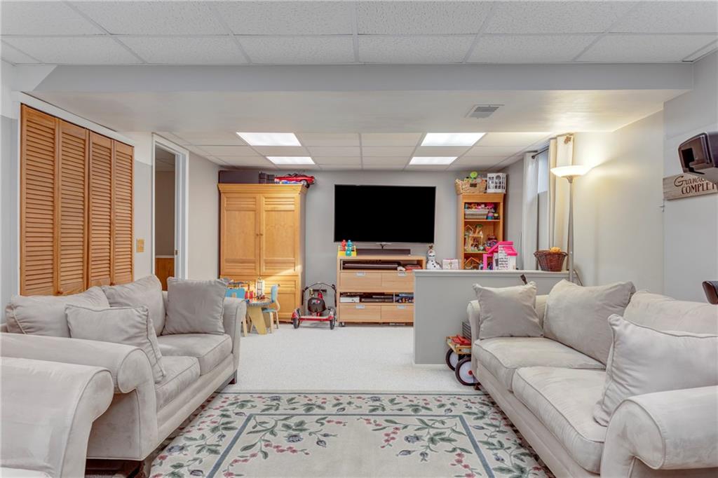 137 Cedar Ridge Drive Monaca, PA 15061 - Photo 20 of 25 Gallery Image 20