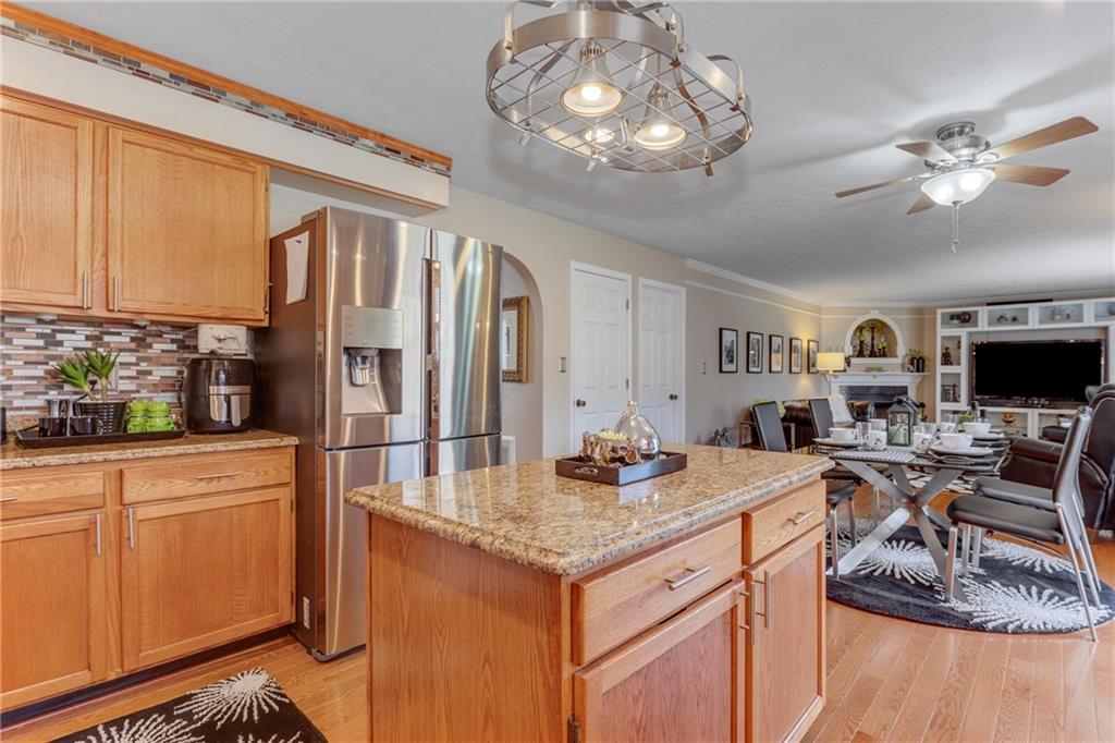 137 Cedar Ridge Drive Monaca, PA 15061 - Photo 7 of 25 Gallery Image 7